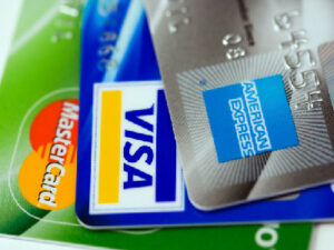En qué Casos las Tarjetas de Crédito Reportan a los Buró de Crédito