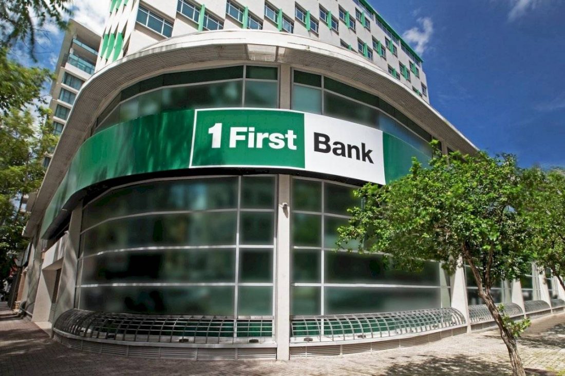 ¿Qué First Bank Abre los Domingos?